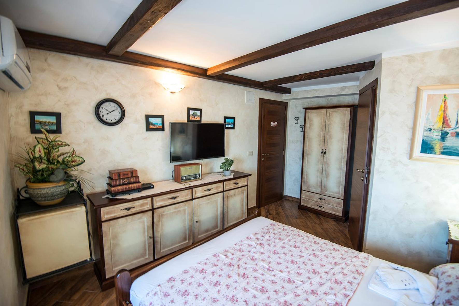 Apartment & External Bedroom Diana Baska  Ngoại thất bức ảnh